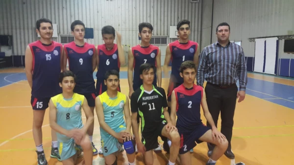 برگزاری مسابق دوستانه والیبال به مناسبت گرامیداشت مقام شامخ معلم 8