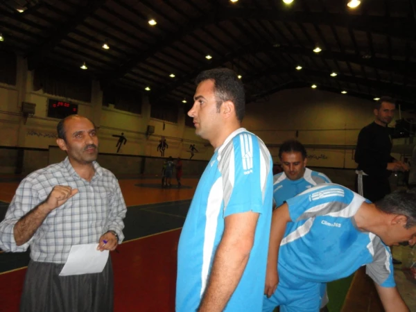 پیروزی تیم  کارکنان و اساتید در مسابقات فوتسال 5