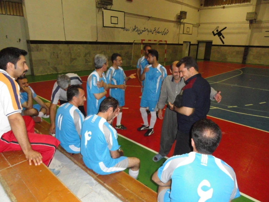 دومین برد تیم فوتسال کارکنان و اساتید دانشگاه فرهنگیان :

در مسابقات بین دانشگاهی استان کردستان جام رمضان 3