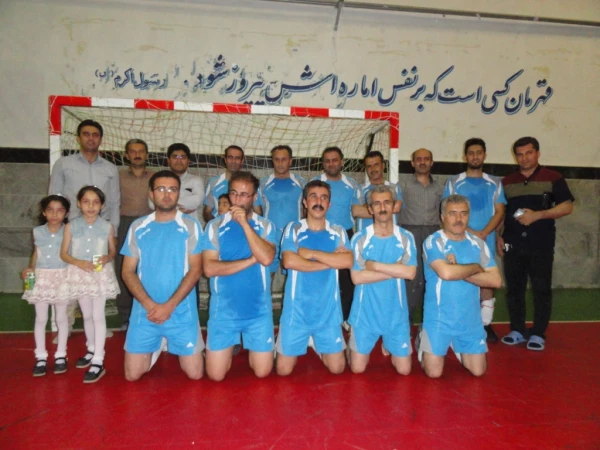 دومین برد تیم فوتسال کارکنان و اساتید دانشگاه فرهنگیان :

در مسابقات بین دانشگاهی استان کردستان جام رمضان 14