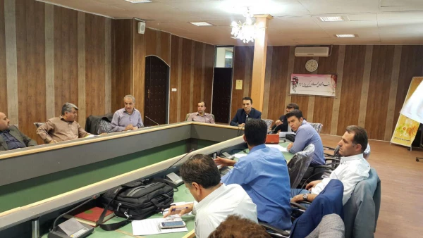 دومین جلسه ی کارگروه تخصصی کارورزی پردیس شهید مدرس کردستان:

بخش عمده برندِ تربیت معلم مربوط به کارورزی است 3