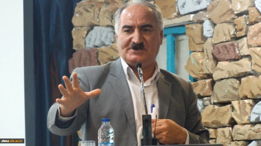 سرپرست پردیس شهید مدرس کردستان عنوان کرد

نظام آموزشی تدوین کننده آینده بهتر برای کشور است 2