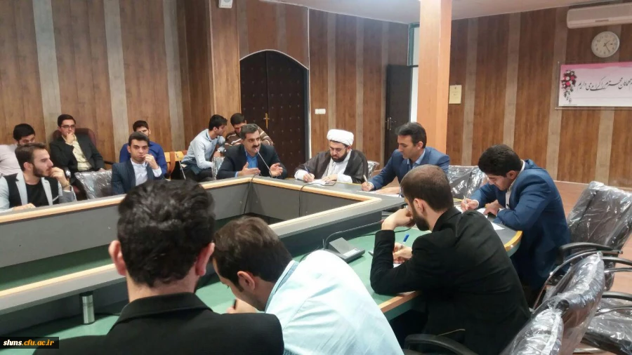 به روایت تصویر:

جلسه هماهنگی دبیران و اعضای هیت موسس کانون های دانشجویی پردیس شهید مدرس کردستان  4