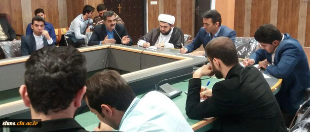 به روایت تصویر:

جلسه هماهنگی دبیران و اعضای هیت موسس کانون های دانشجویی پردیس شهید مدرس کردستان  2