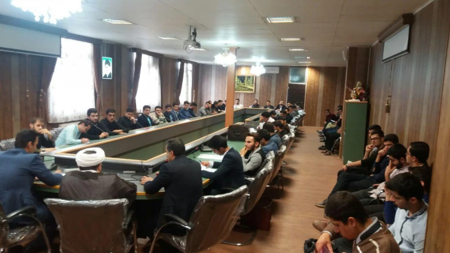 به روایت تصویر:

جلسه هماهنگی دبیران و اعضای هیت موسس کانون های دانشجویی پردیس شهید مدرس کردستان  3