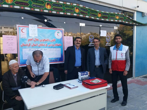 پریایی ایستگاه سلامت به مناسبت هفته سلامت روان در پردیس شهید مدرس سنندج  9