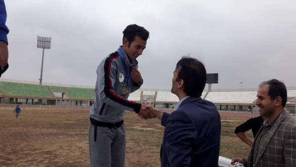 کارشناس تربیت بدنی پردیس شهید مدرس سنندج :

نتایج نهایی  مسابقات دو و میدانی  وزارت علوم و تحقیقات و فن آوری را اعلام کرد 2