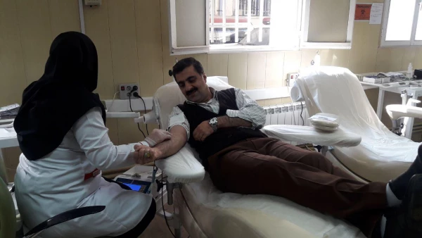 حرکت خداپسندانه دانشجویان پردیس شهید مدرس کردستان؛

اهدای خون توسط جمعی از دانشجویان و پرسنل پردیس شهید مدرس کردستان 2