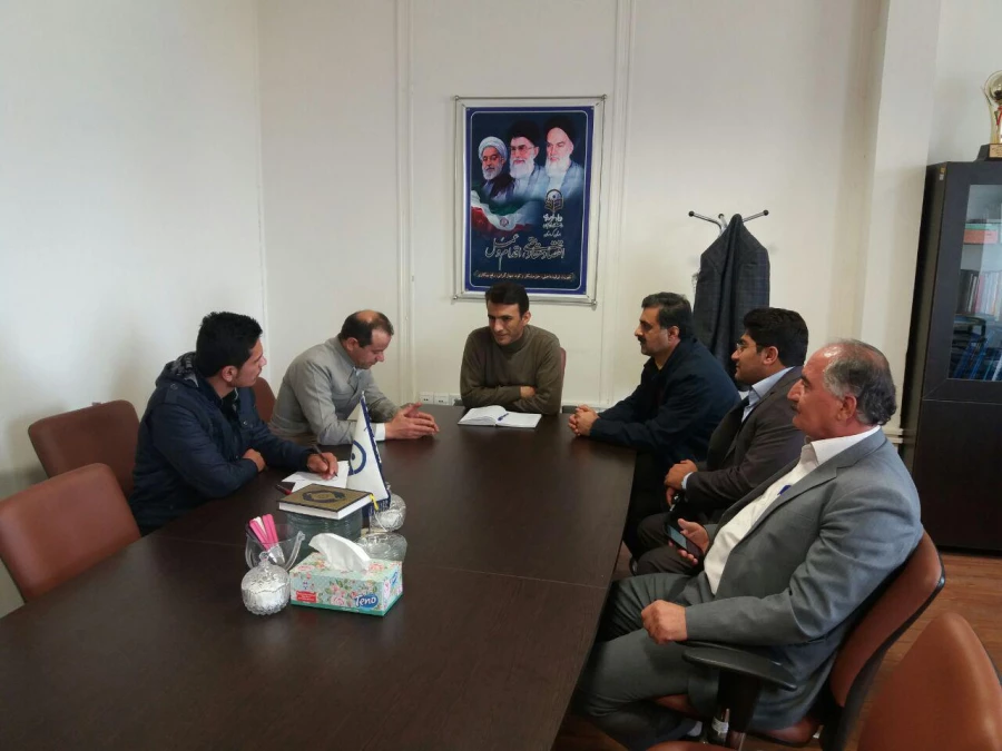 درپردیس شهید مدرس سنندج برگزار شد؛

جلسه هماهنگی مسئولین پردیس شهید مدرس با جناب آقای احسنی مسول آموزش و پژوهش سازمان محیط زیست استان کردستان  3