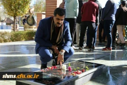 غبارروبی نومعلمان پردیس شهید مدرس کردستان  از مزار  شهدای گمنام  استان کردستان
 5