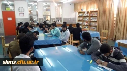 به مناسبت هفته کتاب  انجام پذیرفت؛

حلقه کتاب خوانی دانشجویان پردیس شهید مدرس  در سالن کتابخانه پردیس شهید مدرس کردستان 2