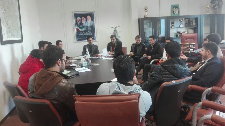 در دفتر سرپرست پردیس شهید مدرس کردستان برگزار شد

جلسه هم اندیشی دبیران کانون ها و انجمن های امور فرهنگی و اجتماعی پردیس شهید مدرس کردستان 3