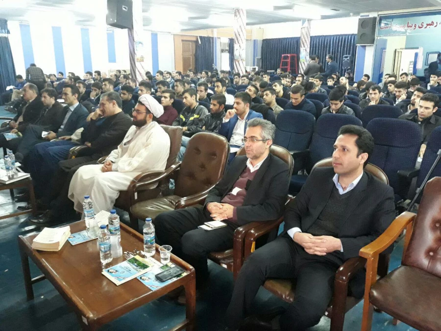 تقدیر واهدا لوح سپاس سرپرست دانشگاه فرهنگیان استان کردستان؛

از سرپرست و همکاران پردیس شهید مدرس سنندج به روایت تصویر 2