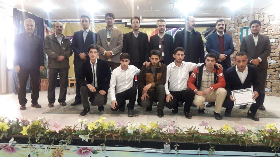 تقدیر سرپرست پردیس شهید مدرس سنندج؛
از نو معلمان افتخارآفرین کردستان در مراسم 16 آذر به روایت تصویر 9