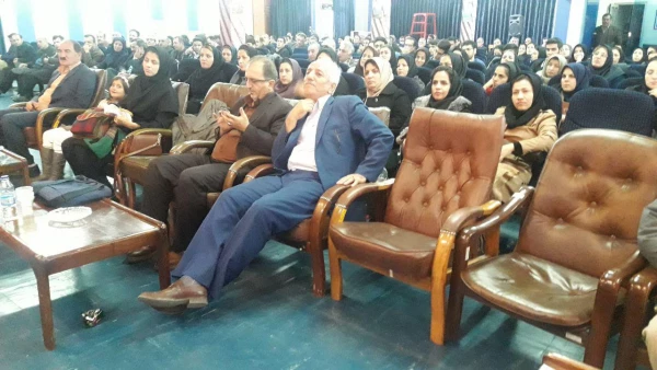 با حضور پرفسور زهرا گویا؛

هم اندیشی دبیران ریاضی استان کردستان، در دانشگاه فرهنگیان کردستان برگزار شد. 2