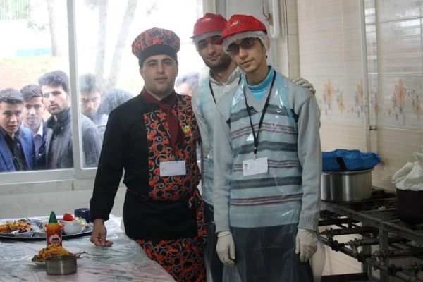 به مناسبت شب یلدا برگزار شد؛

 مسابقه آشپزی در خوابگاه های دانشجویی دانشگاه فرهنگیان پردیس شهید مدرس کردستان 10