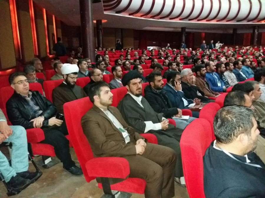 حضور میثم سید احمدی  نو معلم پردیس شهید مدرس سنندج

نماینده دانشجومعلمان کردستان در نخستین گردهمایی بین المللی تشکل های جوانان رضوی 2