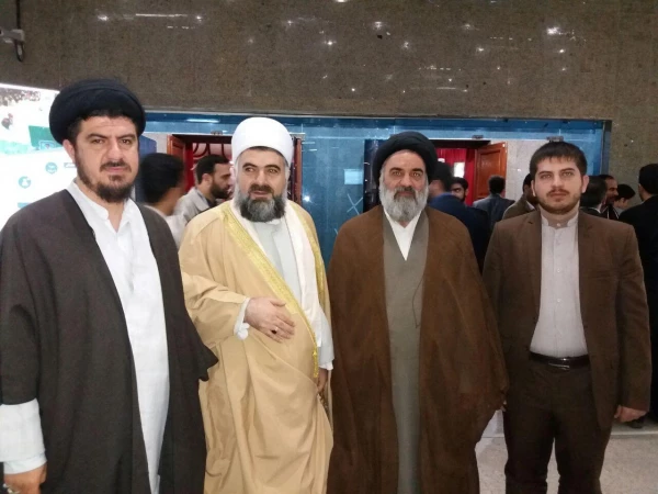 حضور میثم سید احمدی  نو معلم پردیس شهید مدرس سنندج

نماینده دانشجومعلمان کردستان در نخستین گردهمایی بین المللی تشکل های جوانان رضوی 5