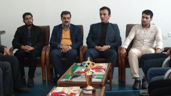 در دفتر بسیج دانشجویی پردیس شهید مدرس برگزار شد

 تجلیل از مقام آوران فرهنگی و ورزشی با حضور دکتر مسعود الماسی  3