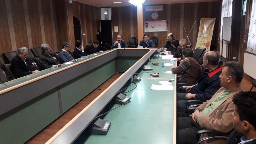 در سالن کنفراس برگزار شد

جلسه کمیته امتحانات پردیس  شهید مدرس کردستان  به روایت تصویر 2