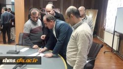 در سالن کنفراس برگزار شد

جلسه کمیته امتحانات پردیس  شهید مدرس کردستان  به روایت تصویر 3