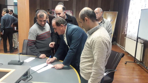 در سالن کنفراس برگزار شد

جلسه کمیته امتحانات پردیس  شهید مدرس کردستان  به روایت تصویر 3