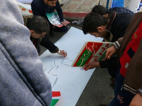 حماسه سازی باشکوه دانشگاه فرهنگیان در 22 بهمن ؛

کردستان ثابت کرد پای انقلاب ایستاده است 9