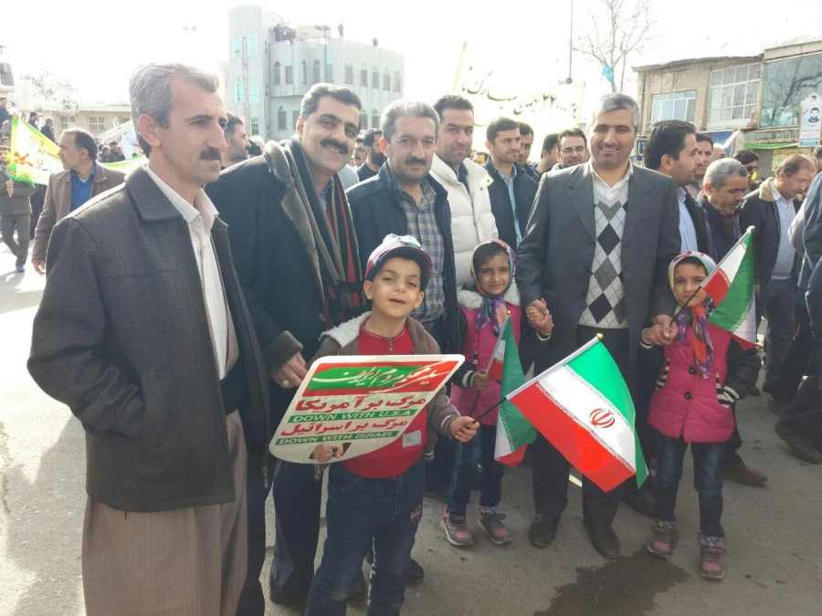 حماسه سازی باشکوه دانشگاه فرهنگیان در 22 بهمن ؛

کردستان ثابت کرد پای انقلاب ایستاده است 17