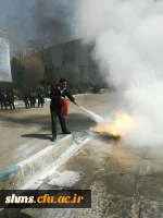 به همت کانون هلال احمر پردیس شهید مدرس کردستان برگزار شد 

کارگاه آموزشی اطفاء حریق و چگونگی استفاده از کپسول های آتش نشانی 6