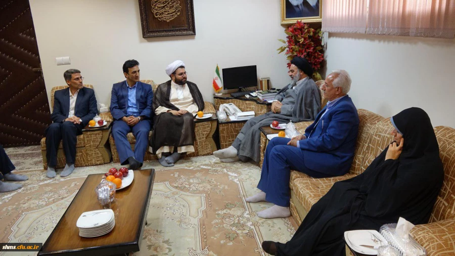 همزمان با نخستین روزهای کاری سال 97 صورت گرفت

دیدار مسئولین دانشگاه فرهنگیان کردستان با نماینده ولی فقیه در استان 3