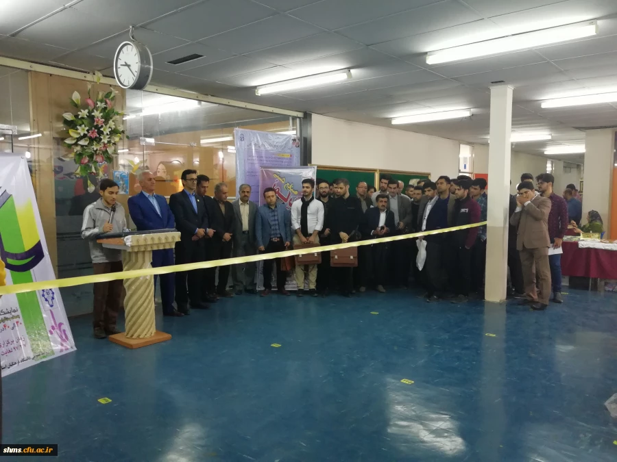 در آستانه روزهای  مشاور و شورا برگزارشد

|نمایشگاه صنایع دستی و کتاب| آثاری از هنرمندان سطح شهر و دانشجویان پردیس شهید مدرس کردستان 4