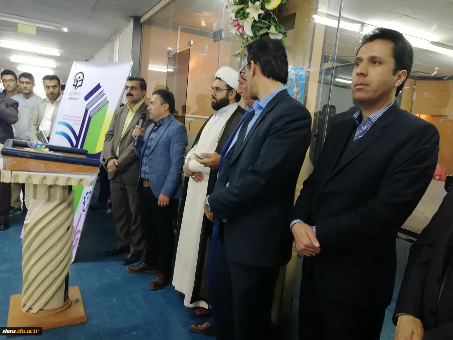 در آستانه روزهای  مشاور و شورا برگزارشد

|نمایشگاه صنایع دستی و کتاب| آثاری از هنرمندان سطح شهر و دانشجویان پردیس شهید مدرس کردستان 7