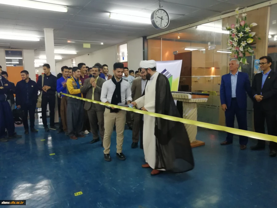 در آستانه روزهای  مشاور و شورا برگزارشد

|نمایشگاه صنایع دستی و کتاب| آثاری از هنرمندان سطح شهر و دانشجویان پردیس شهید مدرس کردستان 9