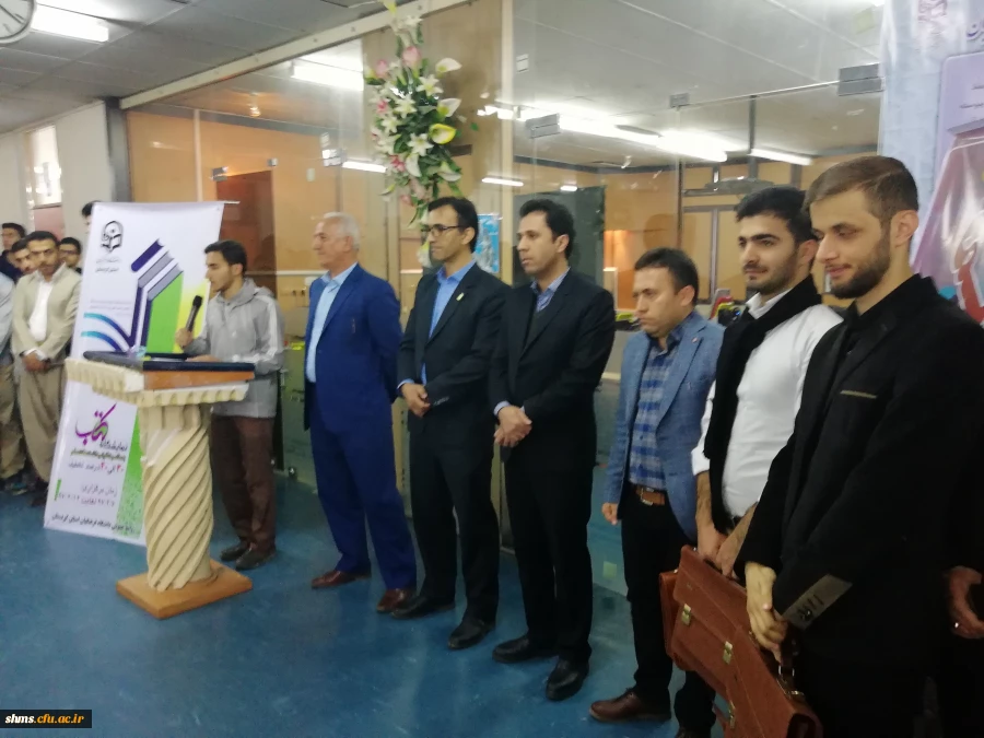 در آستانه روزهای  مشاور و شورا برگزارشد

|نمایشگاه صنایع دستی و کتاب| آثاری از هنرمندان سطح شهر و دانشجویان پردیس شهید مدرس کردستان 13