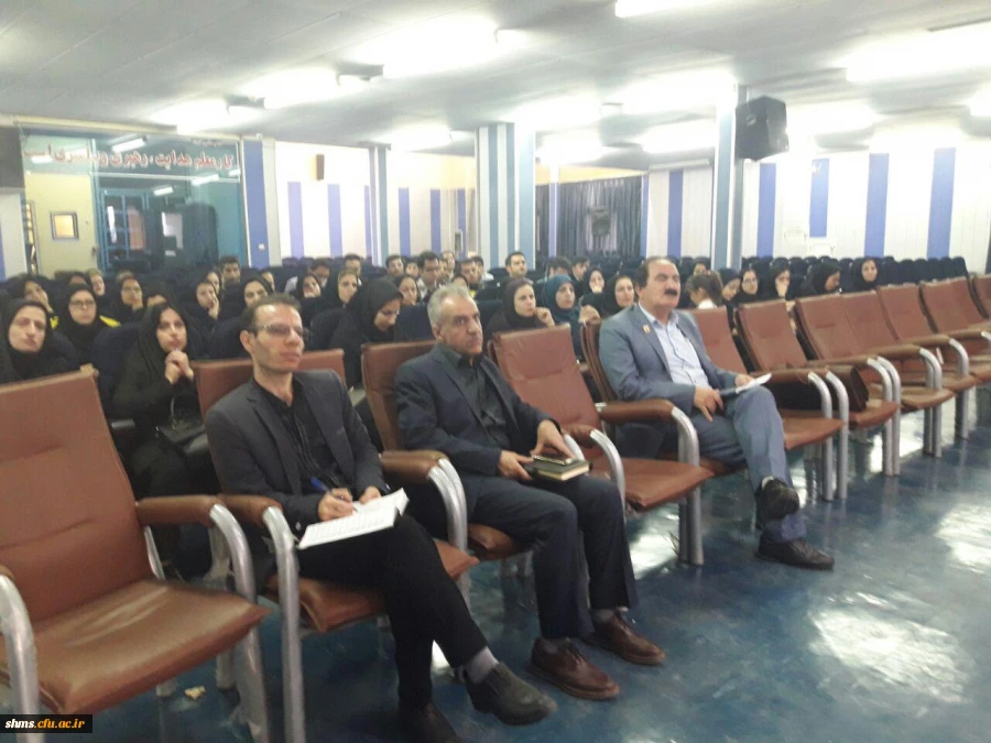 در سالن اجتماعات پردیس شهید سنندج برگزار شد؛

جلسه توجیهی پودمان دوم  مهارت آموزان ماده ۲۸ 3