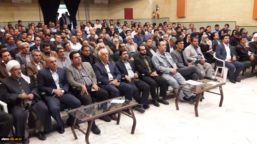 فرماندار کامیاران: 

از ظرفیت نخبگان برای حل مشکلات استفاده می کنیم 13