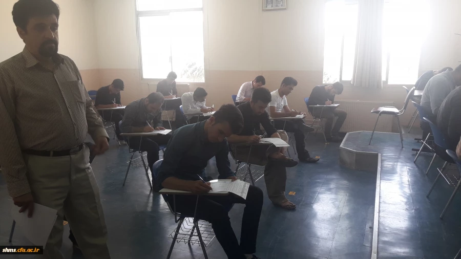 مسئولین مدیریت استانی دانشگاه فرهنگیان کردستان؛

از روند برگزاری امتحانات پایان ترم پردیس شهید مدرس کردستان بازدید به عمل آوردند. 6