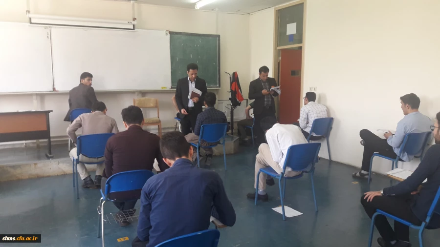 مسئولین مدیریت استانی دانشگاه فرهنگیان کردستان؛

از روند برگزاری امتحانات پایان ترم پردیس شهید مدرس کردستان بازدید به عمل آوردند. 9