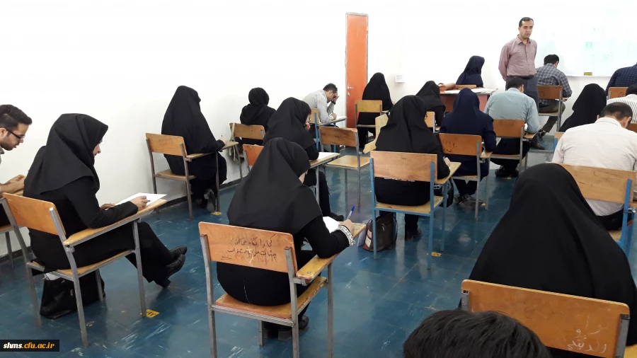 مسئولین مدیریت استانی دانشگاه فرهنگیان کردستان؛

از روند برگزاری امتحانات پایان ترم پردیس شهید مدرس کردستان بازدید به عمل آوردند. 30