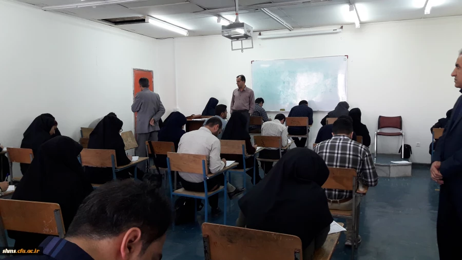 مسئولین مدیریت استانی دانشگاه فرهنگیان کردستان؛

از روند برگزاری امتحانات پایان ترم پردیس شهید مدرس کردستان بازدید به عمل آوردند. 34