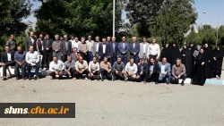 به روایت تصویر ؛

خداحافظی سرپرست پردیس شهید مدرس سنندج، با استادان و کارکنان دانشگاه فرهنگیان کردستان 9