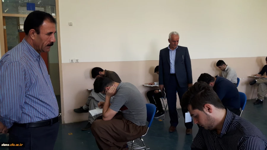 بازدید دکتر یحیی معروفی

از روند برگزاری  آزمون ها   در پنجمین روز  امتحانات پایان ترم  پردیس شهید مدرس کردستان   11