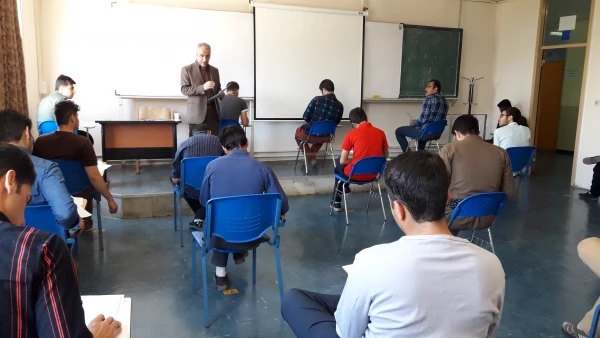 بازدید دکتر یحیی معروفی

از روند برگزاری  آزمون ها   در پنجمین روز  امتحانات پایان ترم  پردیس شهید مدرس کردستان 9