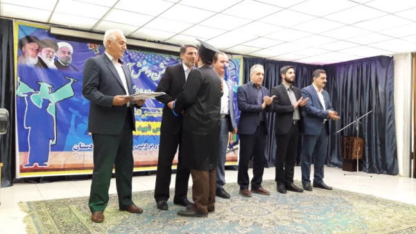 در پردیس شهید مدرس کردستان برگزار شد؛

جشن دانش آموختگی فارغ التحصیلان دانشگاه فرهنگیان کردستان 10