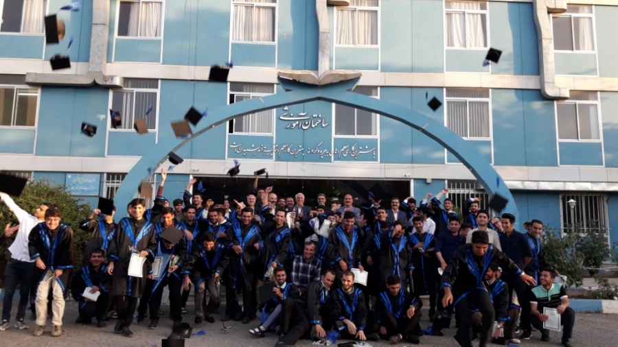 در پردیس شهید مدرس کردستان برگزار شد؛

جشن دانش آموختگی فارغ التحصیلان دانشگاه فرهنگیان کردستان 21