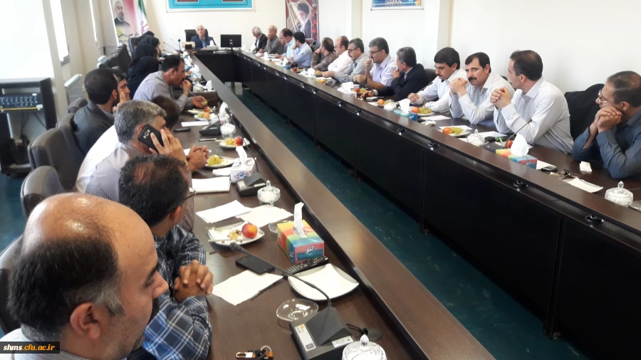 در سالن کنفرانس مدیریت امور پردیس های استان کردستان برگزار شد؛

جلسه هماهنگی با مصاحبه گران پذیرفته شدگان چند برابر ظرفیت آزمون استخدام پیمانی سال ۹۷ آموزش و پرورش استان کردستان 2