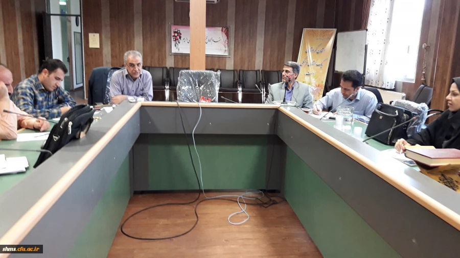 در سالن کنفرانس پردیس شهید مدرس سنندج برگزار شد؛

جلسه هماهنگی  عوامل اجرایی آزمون اصلح مهارت آموزان ورودی 1395 5