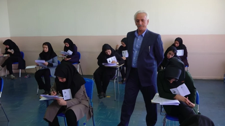 در پردیس شهید مدرس کردستان برگزار شد؛

آزمون اصلح مهارت آموزان ماده 28 ورودی 1395 12