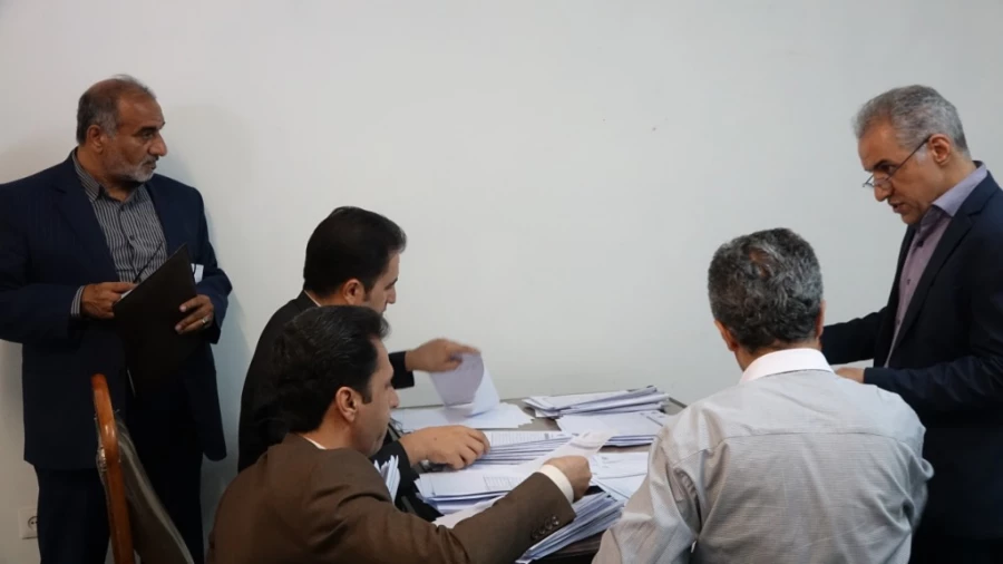 در پردیس شهید مدرس کردستان برگزار شد؛

آزمون اصلح مهارت آموزان ماده 28 ورودی 1395 15