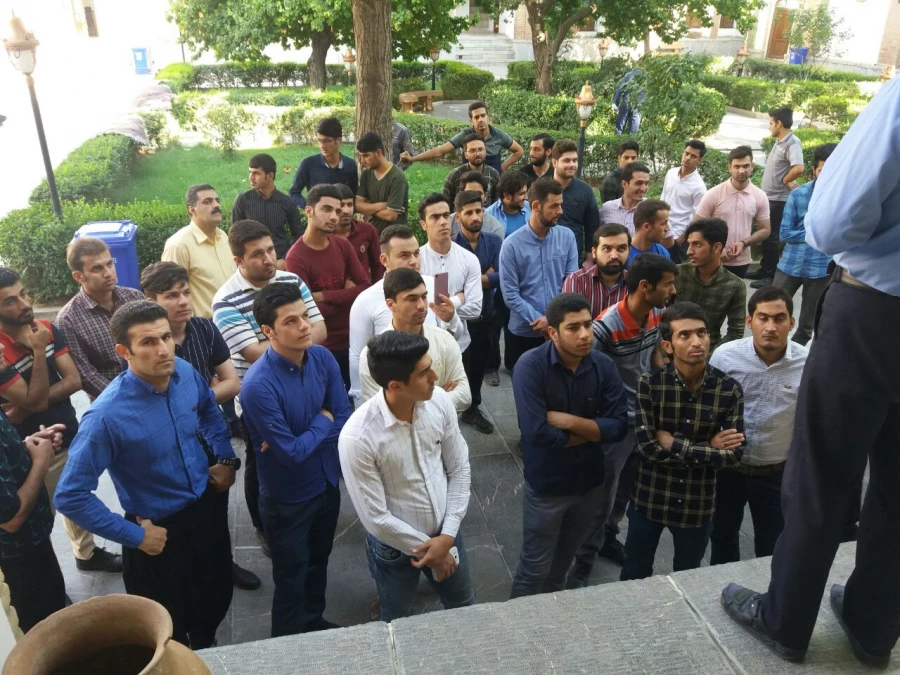 به همت امور فرهنگی و اجتماعی پردیس شهید مدرس برگزار شد؛

یک روز شاد با دانشجویان ترم تابستانی در خانه کرد و پارک تفریحی کوه آبیدر سنندج 9